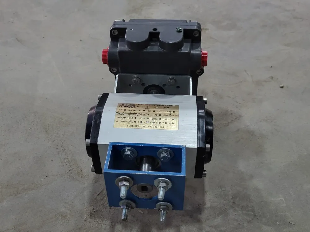 Valve Controller DXP-M21GNEB7A21 w/ Actuator ST-U73-SR-4