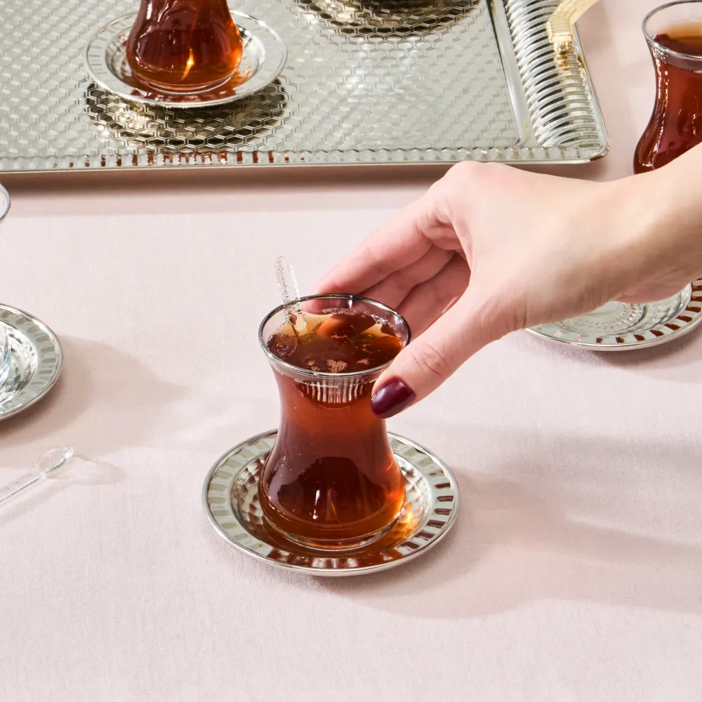 Karaca Rivier 19-teiliges Teeservice