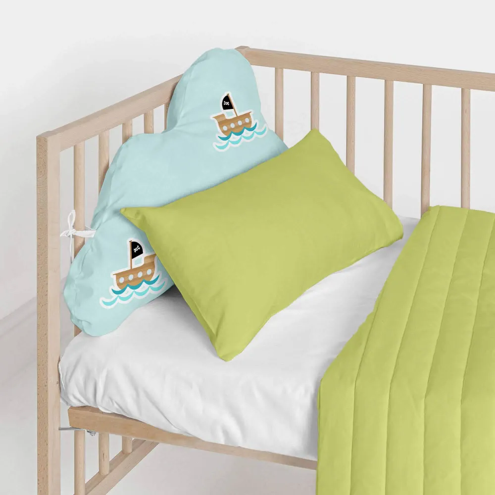 Bedbumper Flying Boy Happy Friday
