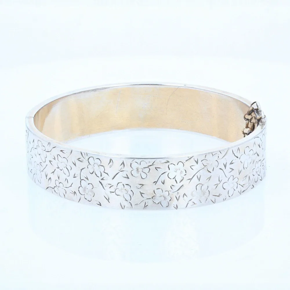 Bangle bracelet kwikzilver flower engravings