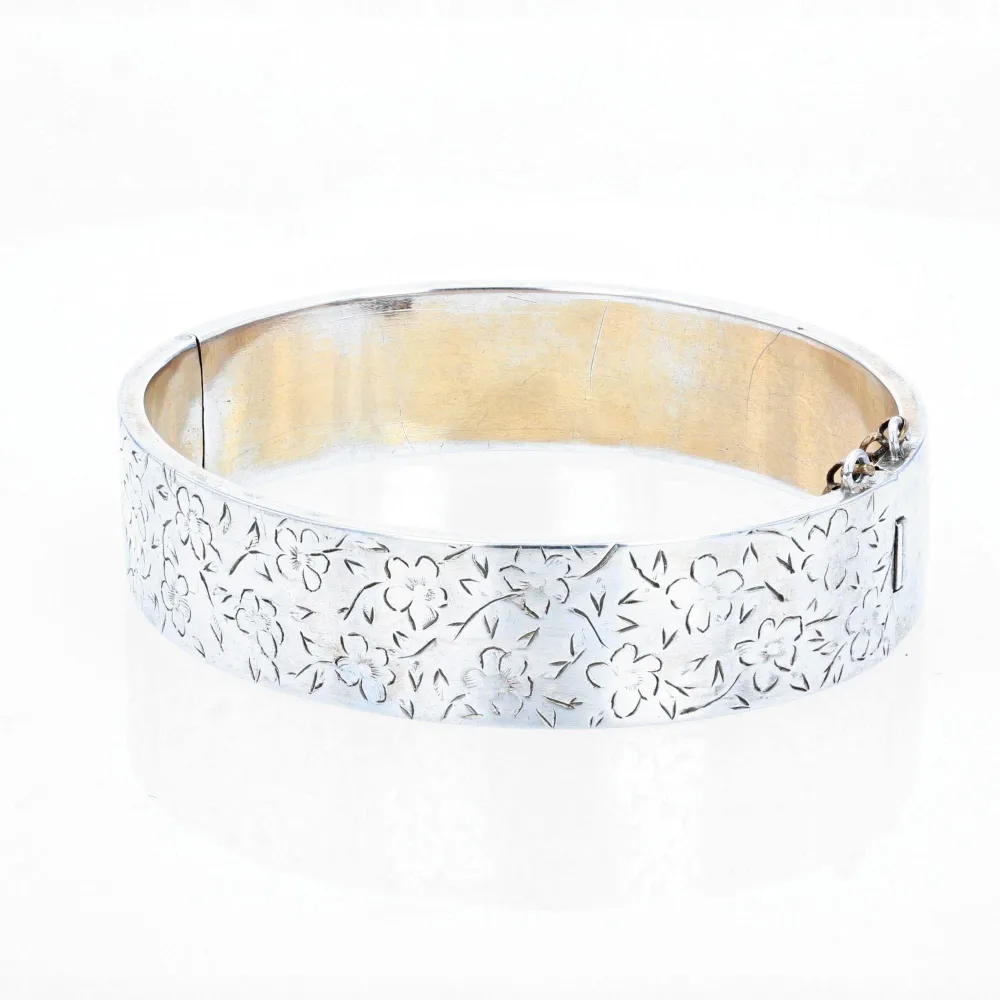 Bangle bracelet kwikzilver flower engravings
