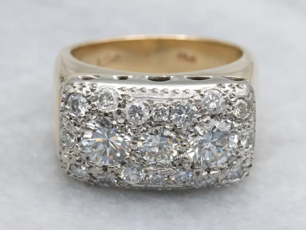 Compleet Tuinset Bold Pave-Set Diamond-Encrusted Statement Ring