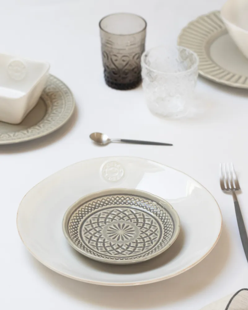 Brood Bord Crystal Bone and White