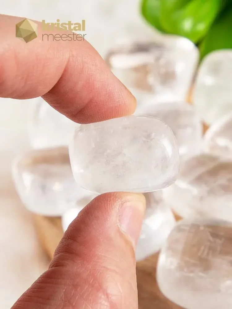 Witte Calciet trommelstenen Kristalmeester