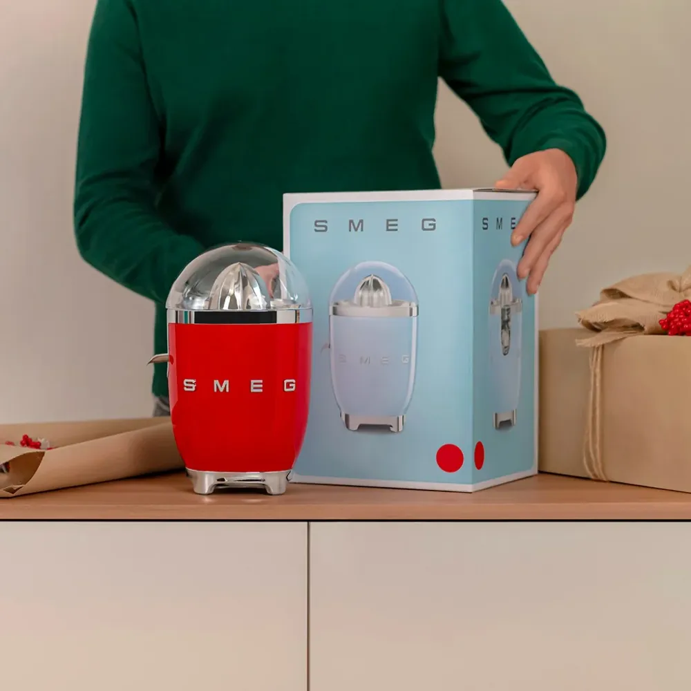 Smeg Citruspers 'Rood' CJF11RDEU