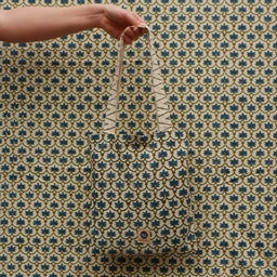 Faina Double Throw tote bag Doing Goods