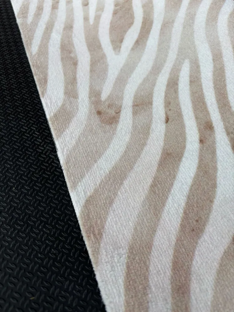 Droogloopmat Untamed Elegance – Op Maat Bubble & Blend