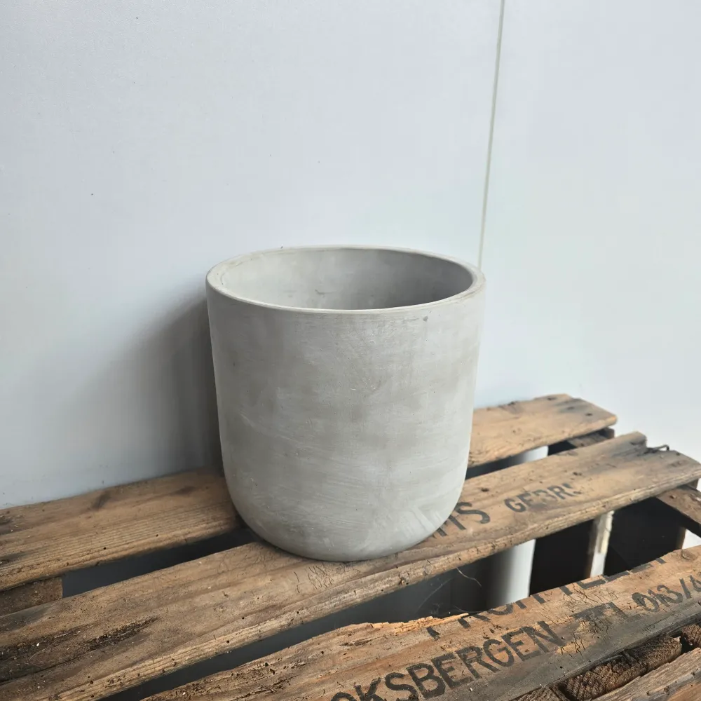 Pot licht cementkleur De Plantrekkers