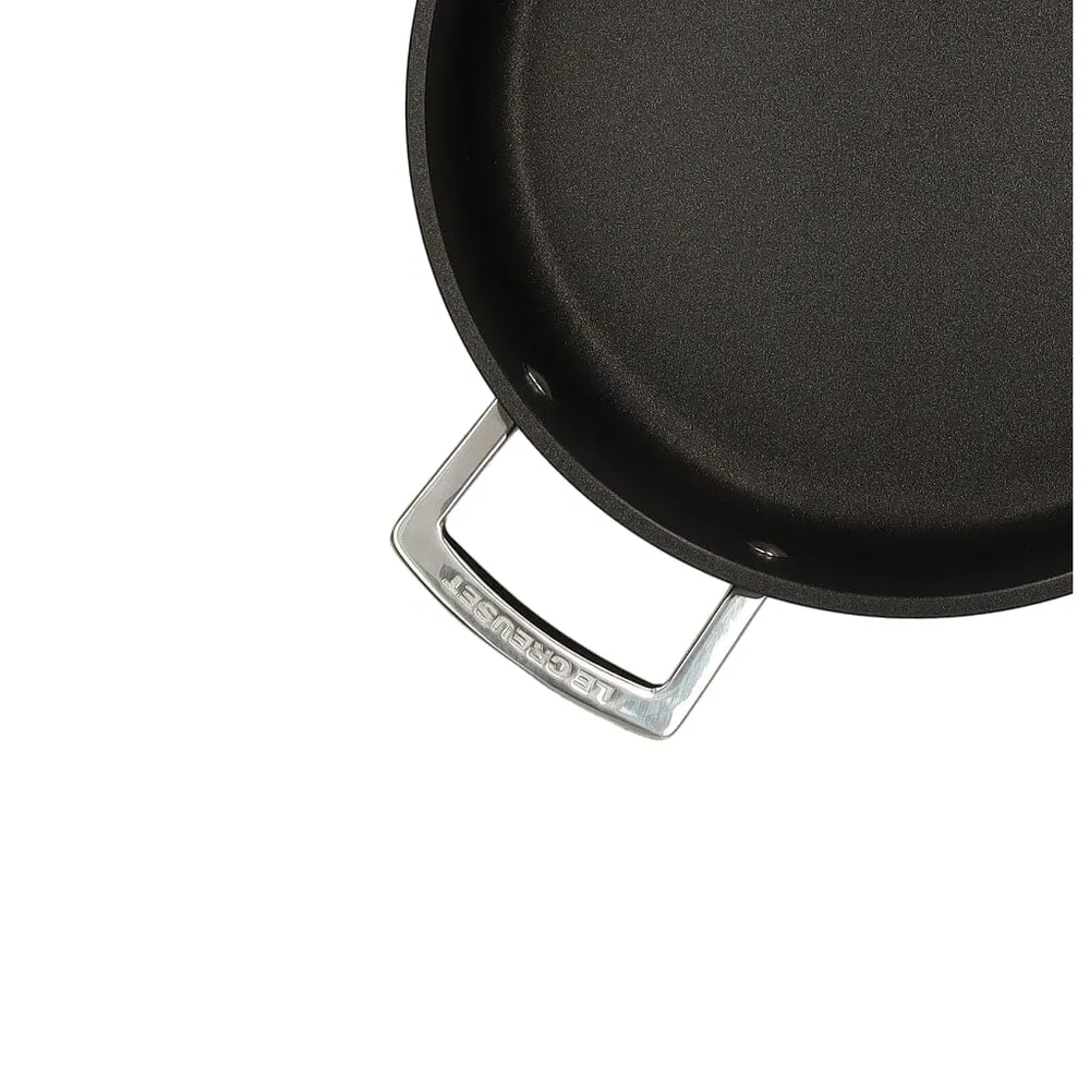 Le Creuset - Hapjespan met extra handvat 26 cm