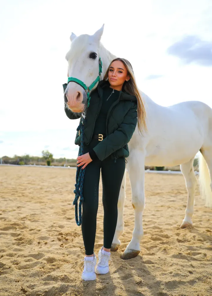 Donker groen EQ knee grip rijbroek Bullet Equestrian Design