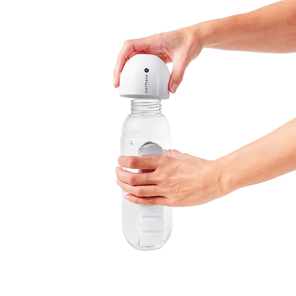 Vitility Waterfles met Pilorganiser Vitility - mixed.industries