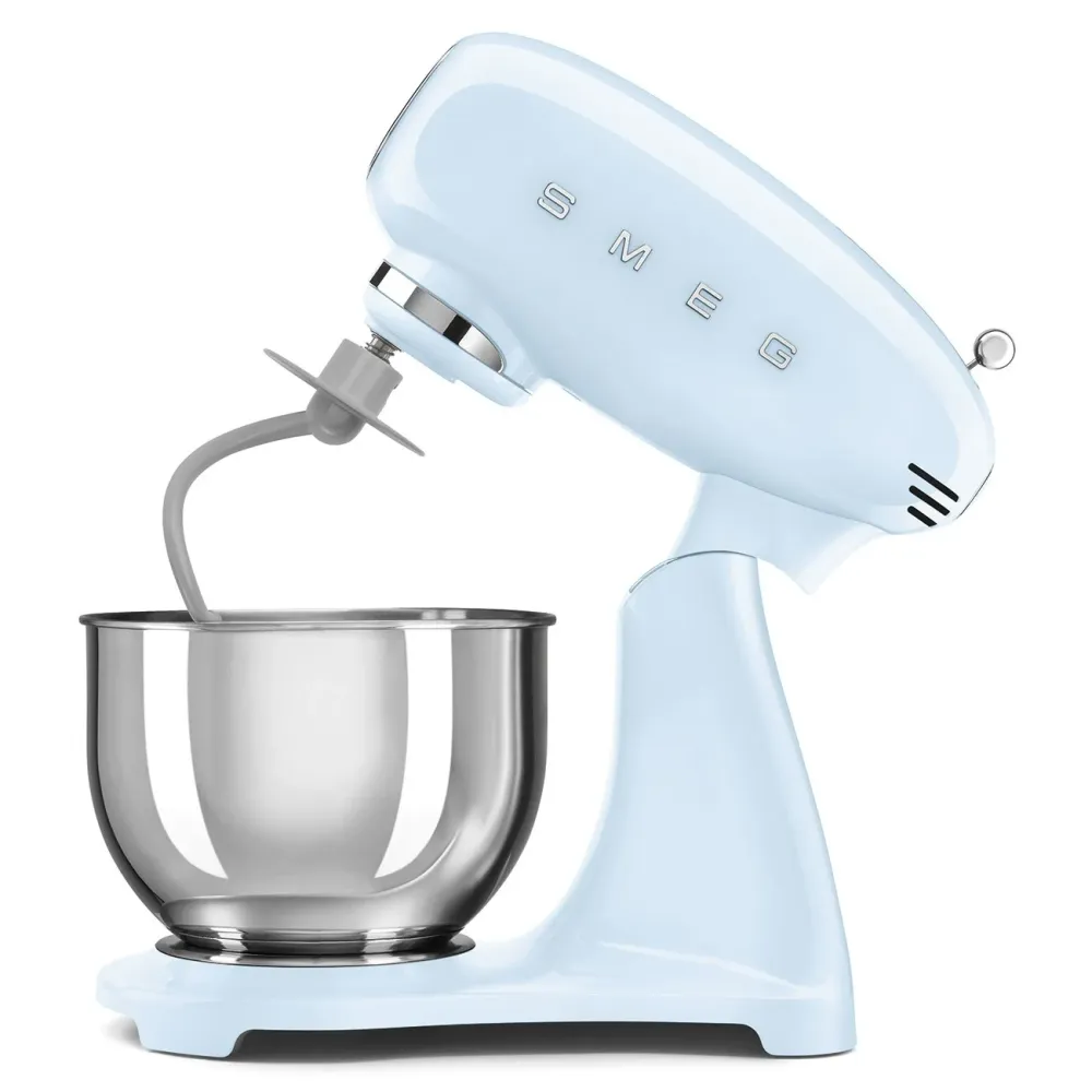Smeg Keukenmachine 'Pastelblauw' SMF05PBEU
