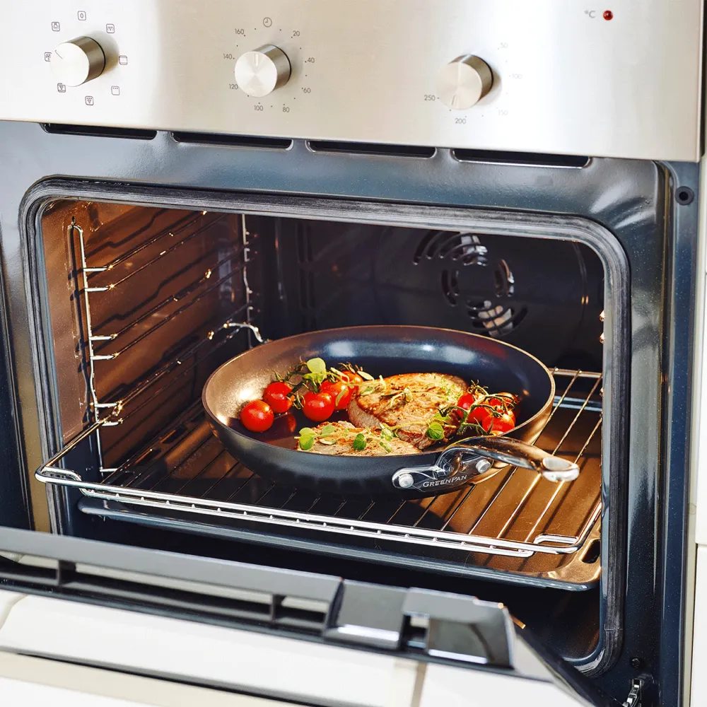 Barcelona Black Kookpan met Deksel 18 cm