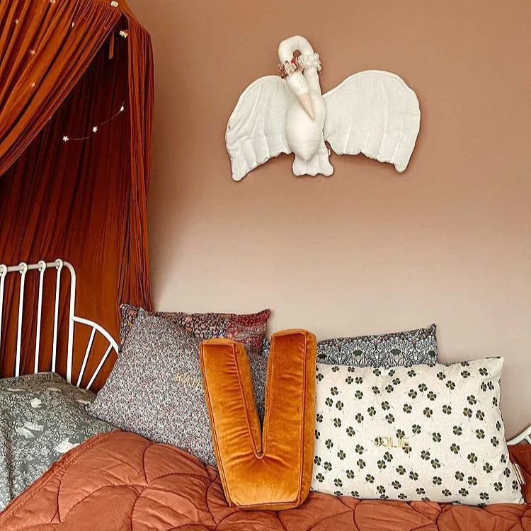 Letter Kussen - Velvet - Cognac Yellow Tipi