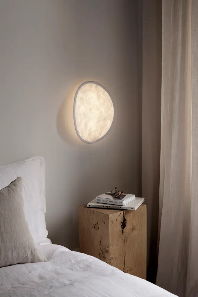 Tense Wall Lamp