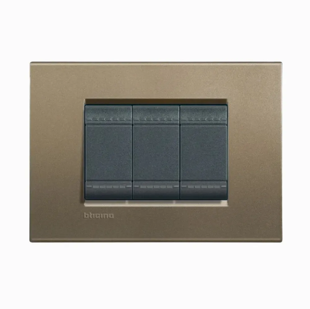 PLACA RECTANGULAR COLOR SQUARE 3 MOD. LNA4803SQ LIVING Y LIGHT LEGRAND