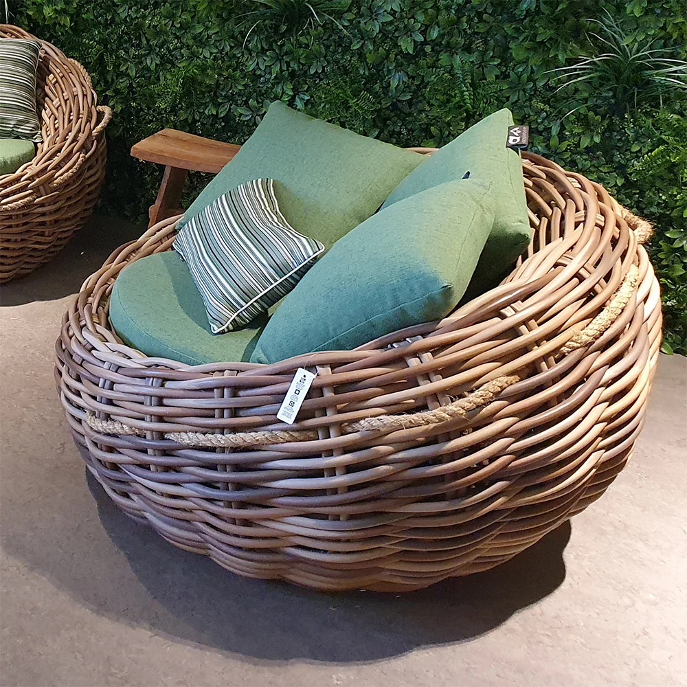 Apple Bee Cocoon Lounge stoel wicker rond Applebee