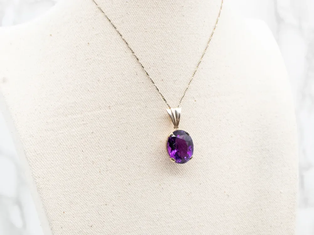 Groot Amethyst Solitaire Pendant