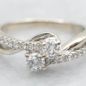Modern Diamond Toi et Moi Bypass Ring