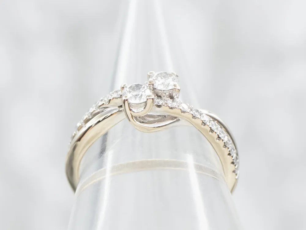 Modern Diamond Toi et Moi Bypass Ring