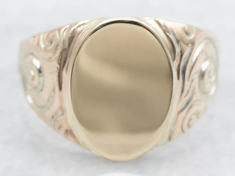 Scrolling and Swirling Chased Signet Ring met 4 Refills