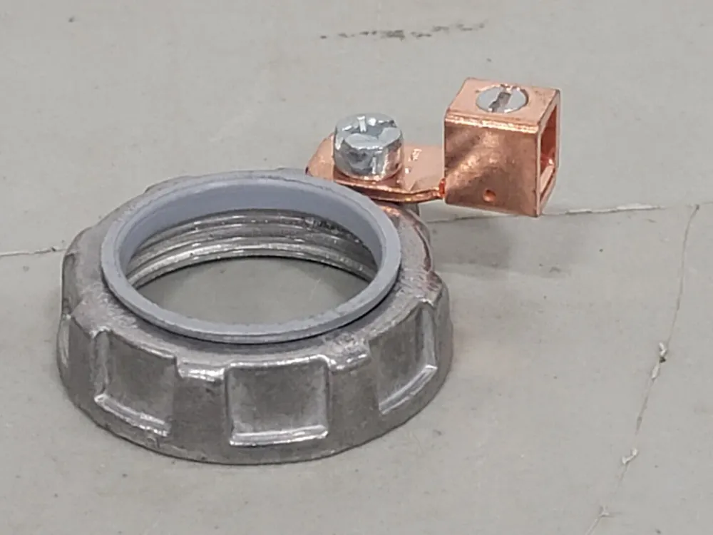 1-1/4" Insulated Ground Bushing CI2610 (Box 50)