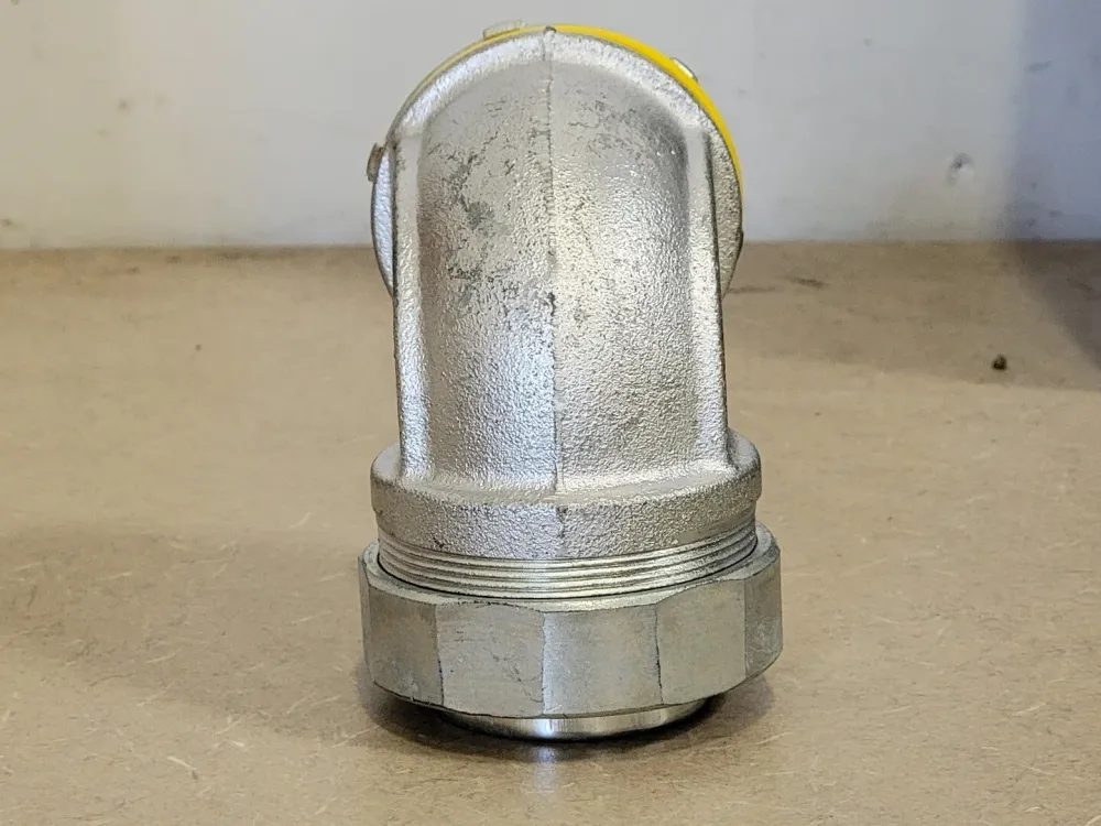 2" 90 Deg Liquidtight Grounding Connector w/ Dikwandig Throat LTB20090G