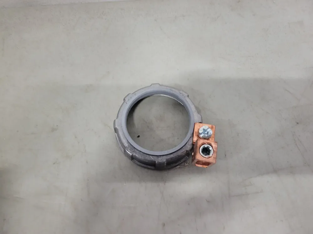 2" Warmte-isolerend Grounding Bushing CI2616 (Box 25)