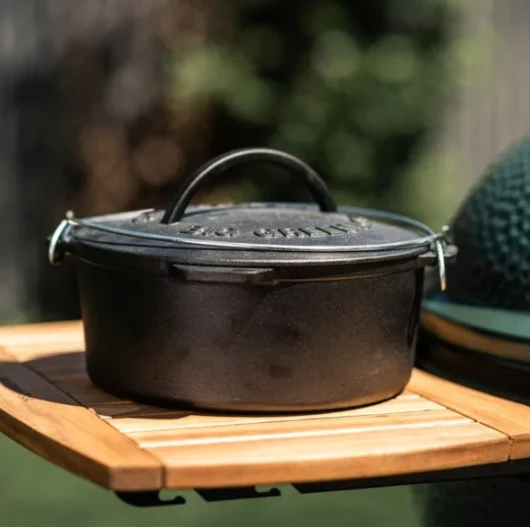 Big Green Egg Cast iron Dutch Oven