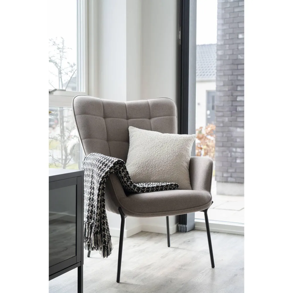 Plaid Side House Nordic