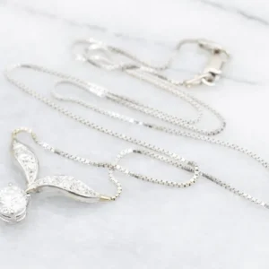 Extra Grote Diamond Necklace on Box Chain Diamond Dangle