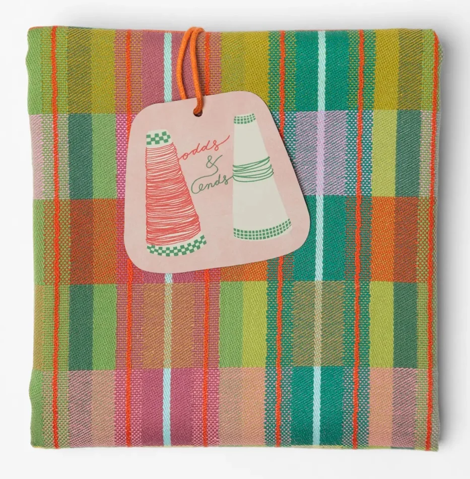 Odds & Ends theedoek Basket 107B#