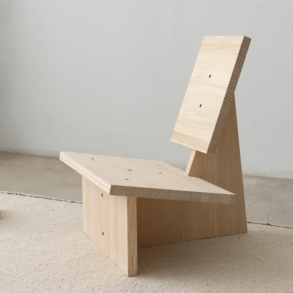 Trebalúger armchair made solid dennen wood 100% PEFC