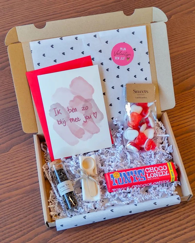 Valentijnscadeau pakket Thee & Chocola馃巰