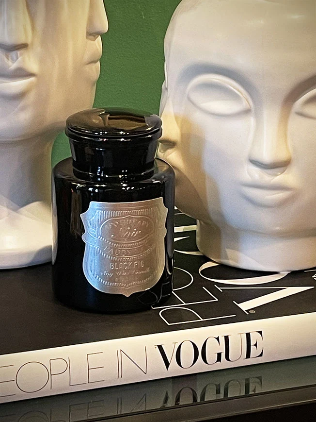 Apothecary Noir 'Black Fig' Candle 8oz Paddywax