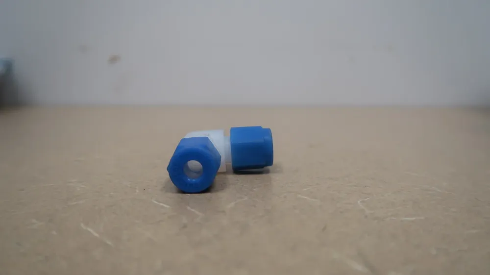1/4", 90 Deg. Union-Elbow PFA-420-9
