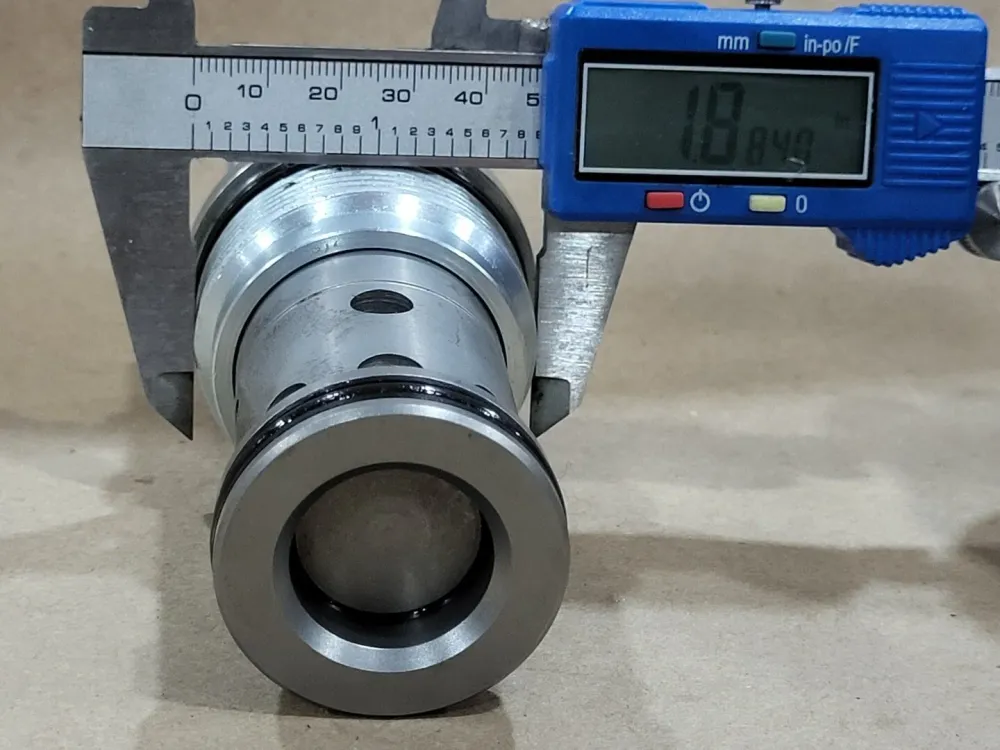 Free Flow Nose to Side Check Valve CXJA-XAV