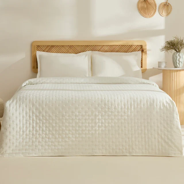 Breezy Beddensprei Ecru 160x240 cm KARACA