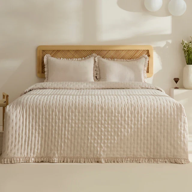 Fiona Sprei Set Beige 230x240 cm + 2 Stuks (50x70 cm) KARACA