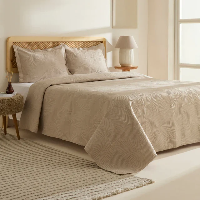 Leaf Beddensprei Set Beige 230x240 cm + 2 (50x70 cm) KARACA