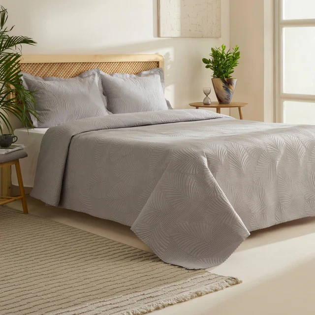 Leaf Beddensprei Set Grijs 230x240 cm + 2 (50x70 cm) KARACA
